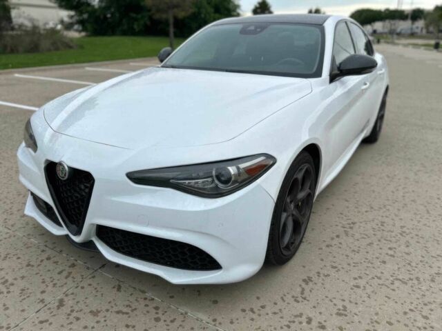 Белый Альфа Giulia, объемом двигателя 2 л и пробегом 36 тыс. км за 15000 $, фото 2 на Automoto.ua
