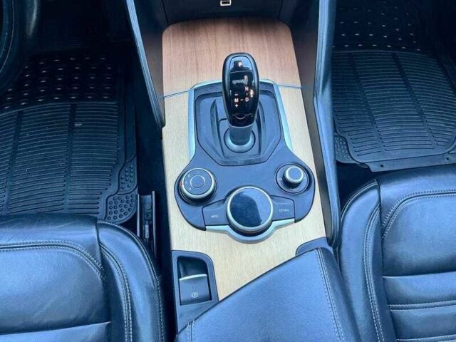 Чорний Альфа Giulia, об'ємом двигуна 2 л та пробігом 43 тис. км за 5100 $, фото 10 на Automoto.ua