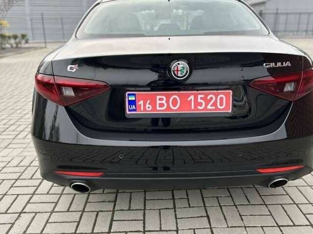 Черный Альфа Giulia, объемом двигателя 2 л и пробегом 50 тыс. км за 15500 $, фото 13 на Automoto.ua