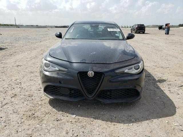 Чорний Альфа Giulia, об'ємом двигуна 2 л та пробігом 62 тис. км за 5800 $, фото 4 на Automoto.ua