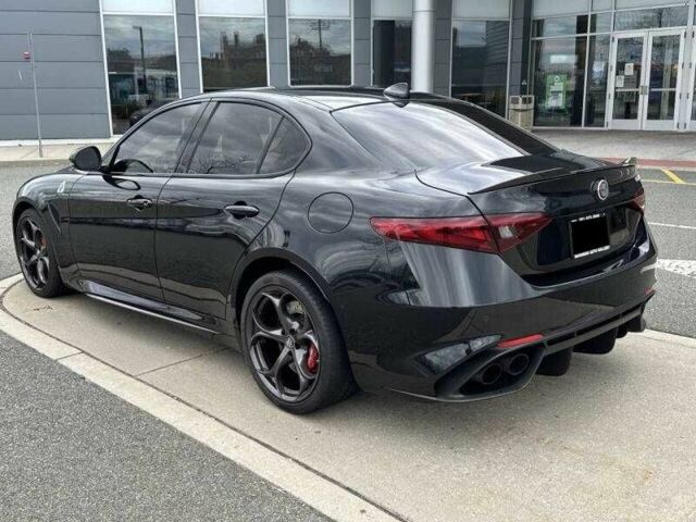 Черный Альфа Giulia, объемом двигателя 2.9 л и пробегом 65 тыс. км за 5800 $, фото 2 на Automoto.ua