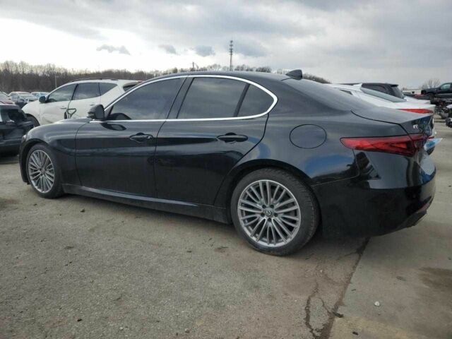 Чорний Альфа Giulia, об'ємом двигуна 2 л та пробігом 76 тис. км за 5200 $, фото 5 на Automoto.ua