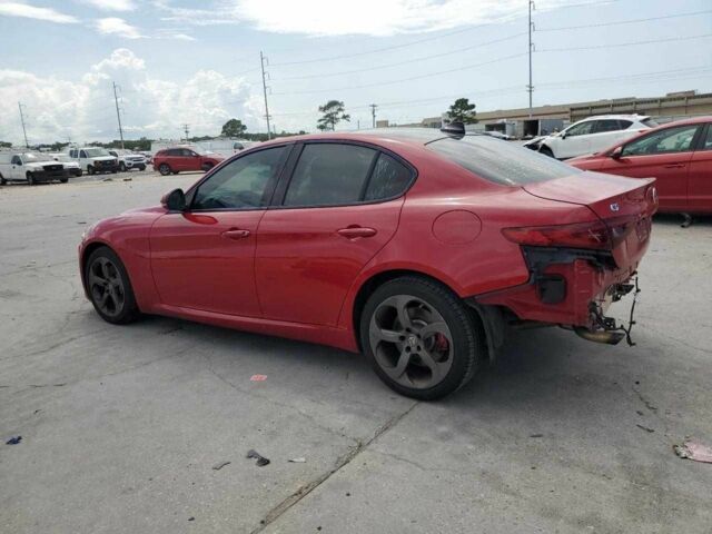 Червоний Альфа Giulia, об'ємом двигуна 2 л та пробігом 33 тис. км за 3400 $, фото 1 на Automoto.ua