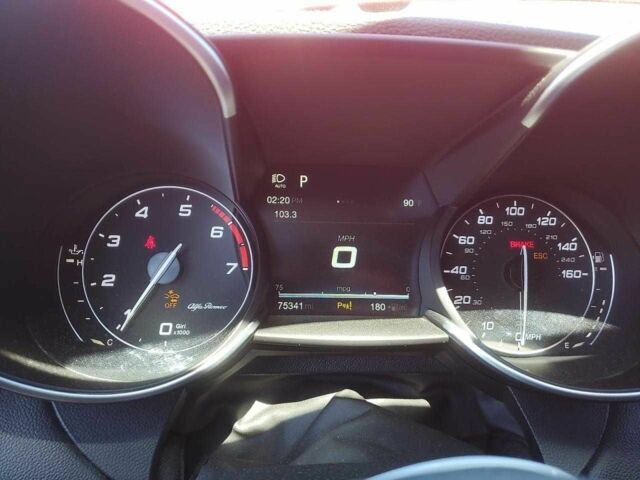 Красный Альфа Giulia, объемом двигателя 0 л и пробегом 75 тыс. км за 3500 $, фото 8 на Automoto.ua