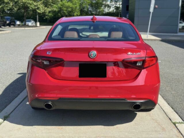 Червоний Альфа Giulia, об'ємом двигуна 0 л та пробігом 45 тис. км за 5150 $, фото 5 на Automoto.ua