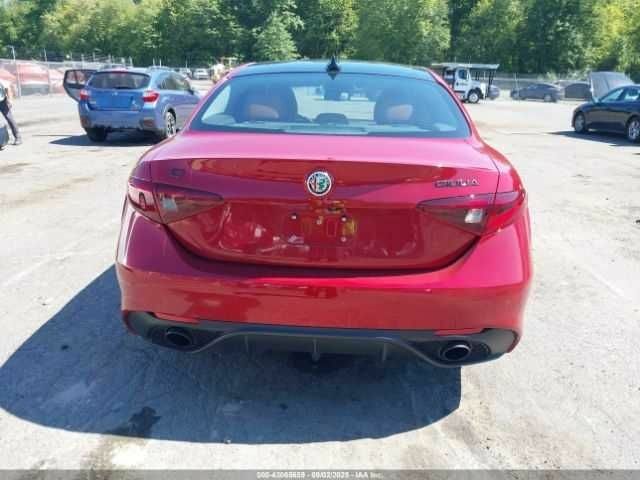 Червоний Альфа Giulia, об'ємом двигуна 2 л та пробігом 47 тис. км за 5000 $, фото 15 на Automoto.ua