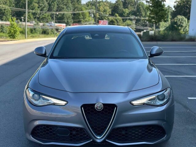 Сірий Альфа Giulia, об'ємом двигуна 2 л та пробігом 35 тис. км за 10100 $, фото 1 на Automoto.ua