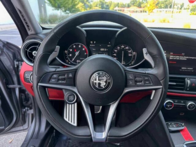 Сірий Альфа Giulia, об'ємом двигуна 0 л та пробігом 55 тис. км за 4900 $, фото 17 на Automoto.ua