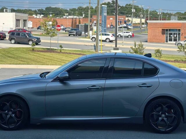 Сірий Альфа Giulia, об'ємом двигуна 2 л та пробігом 35 тис. км за 10100 $, фото 3 на Automoto.ua