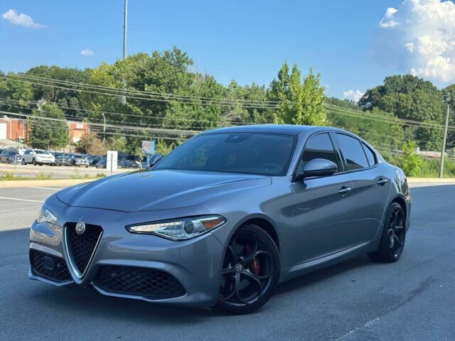 Сірий Альфа Giulia, об'ємом двигуна 2 л та пробігом 35 тис. км за 10100 $, фото 2 на Automoto.ua