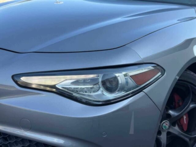 Сірий Альфа Giulia, об'ємом двигуна 0 л та пробігом 55 тис. км за 4900 $, фото 4 на Automoto.ua