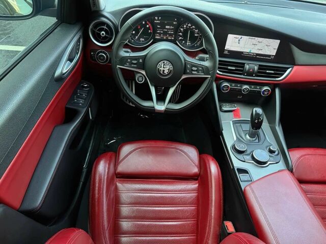 Сірий Альфа Giulia, об'ємом двигуна 2 л та пробігом 35 тис. км за 10100 $, фото 6 на Automoto.ua