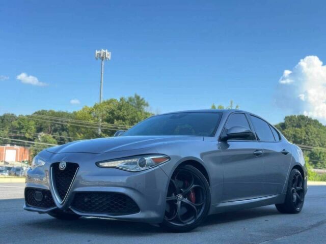 Сірий Альфа Giulia, об'ємом двигуна 2 л та пробігом 44 тис. км за 8900 $, фото 1 на Automoto.ua