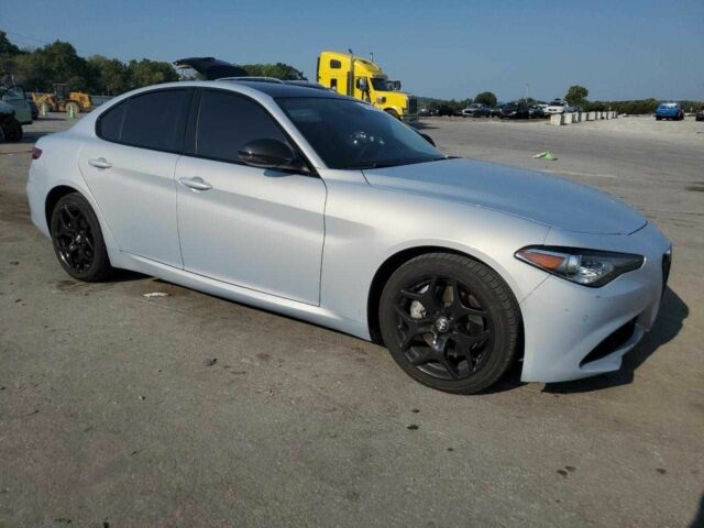 Серый Альфа Giulia, объемом двигателя 2 л и пробегом 34 тыс. км за 6000 $, фото 4 на Automoto.ua