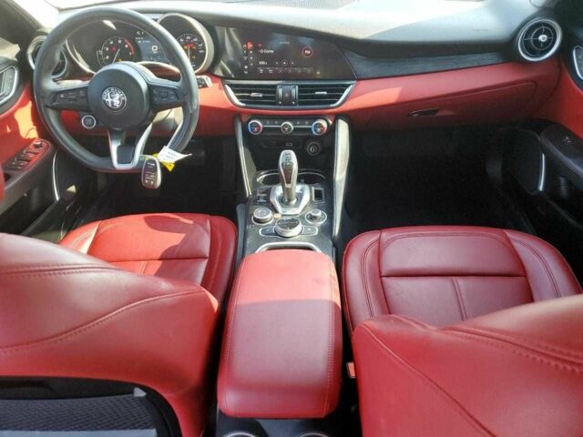Серый Альфа Giulia, объемом двигателя 2 л и пробегом 34 тыс. км за 6000 $, фото 7 на Automoto.ua