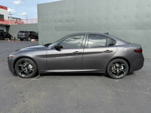 Серый Альфа Giulia, объемом двигателя 2 л и пробегом 28 тыс. км за 4000 $, фото 6 на Automoto.ua