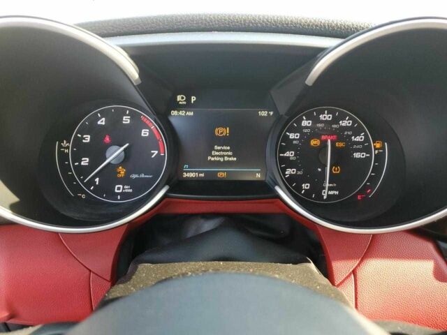 Серый Альфа Giulia, объемом двигателя 2 л и пробегом 34 тыс. км за 6000 $, фото 8 на Automoto.ua