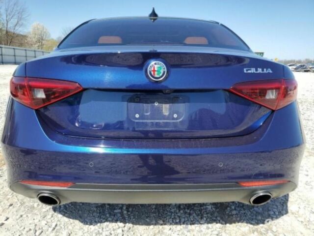 Синій Альфа Giulia, об'ємом двигуна 2 л та пробігом 65 тис. км за 6100 $, фото 5 на Automoto.ua