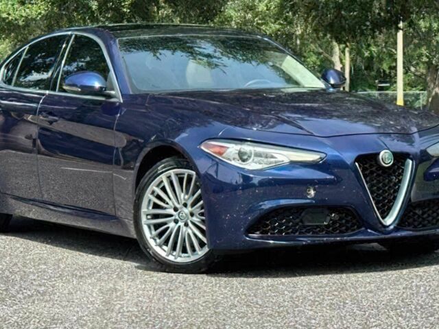 Синий Альфа Giulia, объемом двигателя 2 л и пробегом 62 тыс. км за 13800 $, фото 1 на Automoto.ua