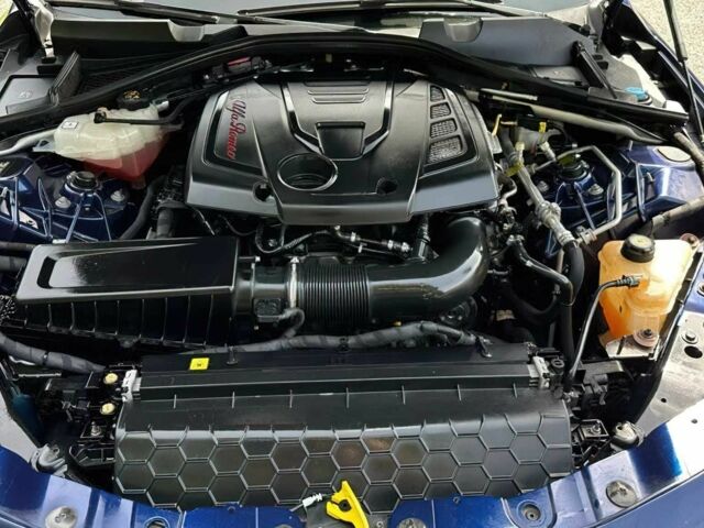 Синий Альфа Giulia, объемом двигателя 2 л и пробегом 62 тыс. км за 13800 $, фото 11 на Automoto.ua