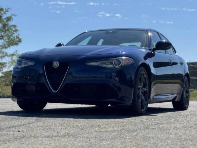Синий Альфа Giulia, объемом двигателя 2 л и пробегом 55 тыс. км за 9170 $, фото 1 на Automoto.ua