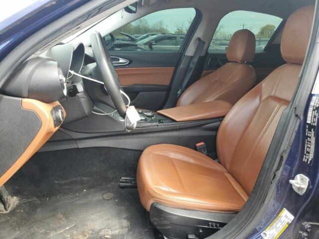 Синий Альфа Giulia, объемом двигателя 2 л и пробегом 137 тыс. км за 3500 $, фото 6 на Automoto.ua