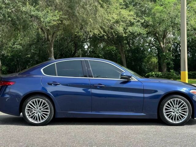 Синий Альфа Giulia, объемом двигателя 2 л и пробегом 117 тыс. км за 12300 $, фото 3 на Automoto.ua