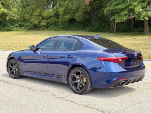 Синий Альфа Giulia, объемом двигателя 2 л и пробегом 36 тыс. км за 6200 $, фото 7 на Automoto.ua