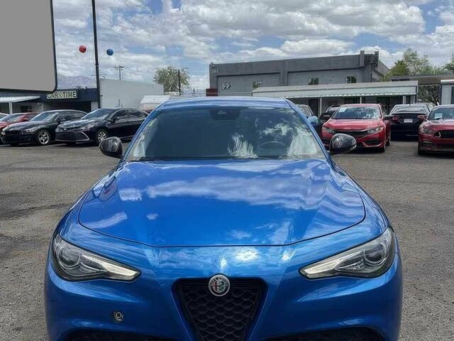 Синий Альфа Giulia, объемом двигателя 2 л и пробегом 51 тыс. км за 13600 $, фото 2 на Automoto.ua