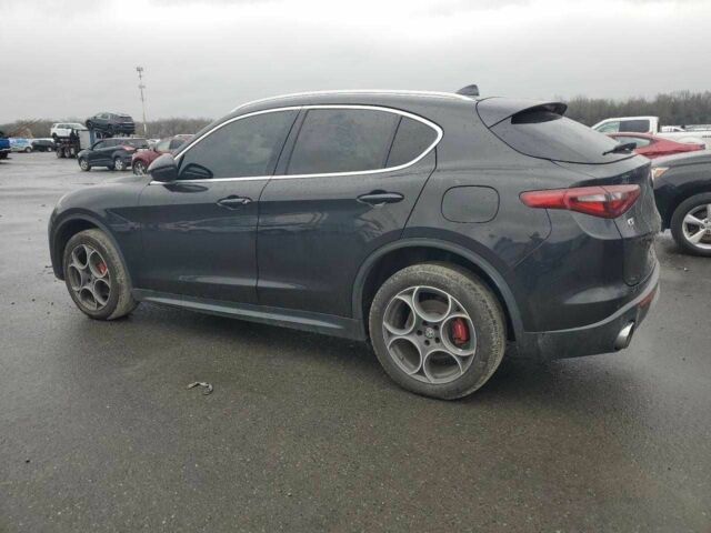 Чорний Альфа stelvio, об'ємом двигуна 2 л та пробігом 115 тис. км за 6400 $, фото 1 на Automoto.ua