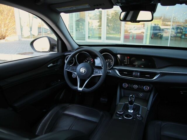 Коричневый Альфа stelvio, объемом двигателя 2 л и пробегом 32 тыс. км за 23000 $, фото 11 на Automoto.ua