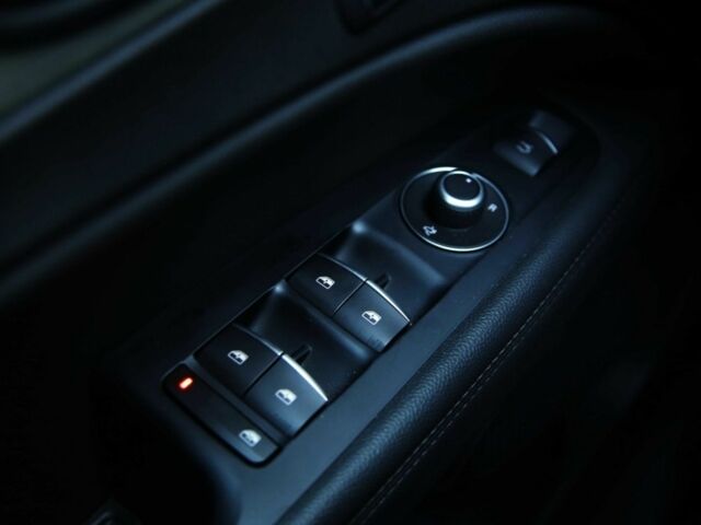 Коричневый Альфа stelvio, объемом двигателя 2 л и пробегом 32 тыс. км за 23000 $, фото 20 на Automoto.ua