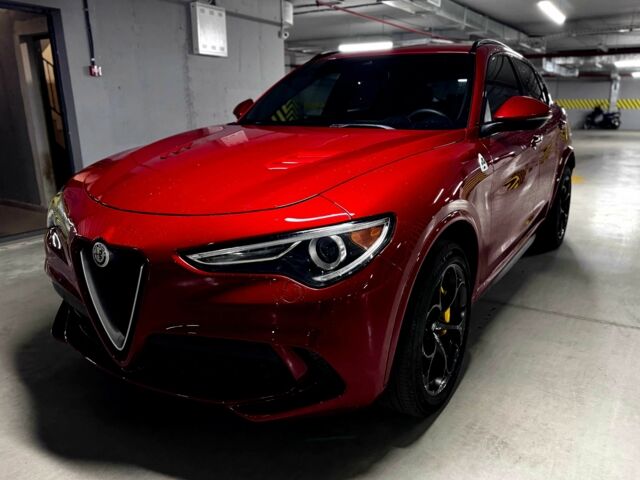 Червоний Альфа stelvio, об'ємом двигуна 0.29 л та пробігом 70 тис. км за 49900 $, фото 1 на Automoto.ua