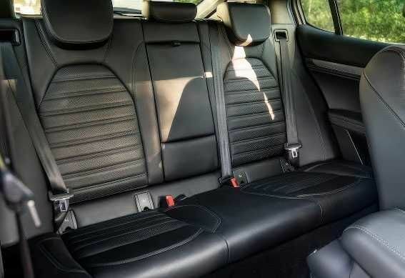 Серый Альфа stelvio, объемом двигателя 0 л и пробегом 65 тыс. км за 11500 $, фото 15 на Automoto.ua