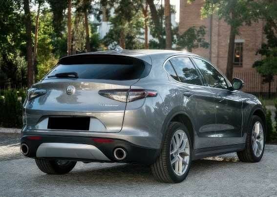 Серый Альфа stelvio, объемом двигателя 0 л и пробегом 65 тыс. км за 11500 $, фото 5 на Automoto.ua