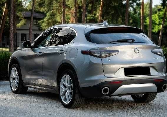 Серый Альфа stelvio, объемом двигателя 0 л и пробегом 65 тыс. км за 11500 $, фото 7 на Automoto.ua