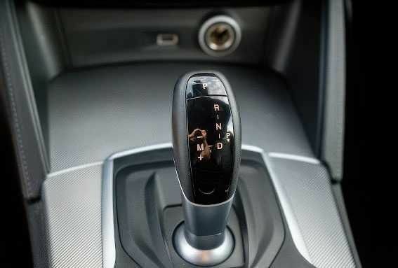 Серый Альфа stelvio, объемом двигателя 0 л и пробегом 65 тыс. км за 11500 $, фото 11 на Automoto.ua