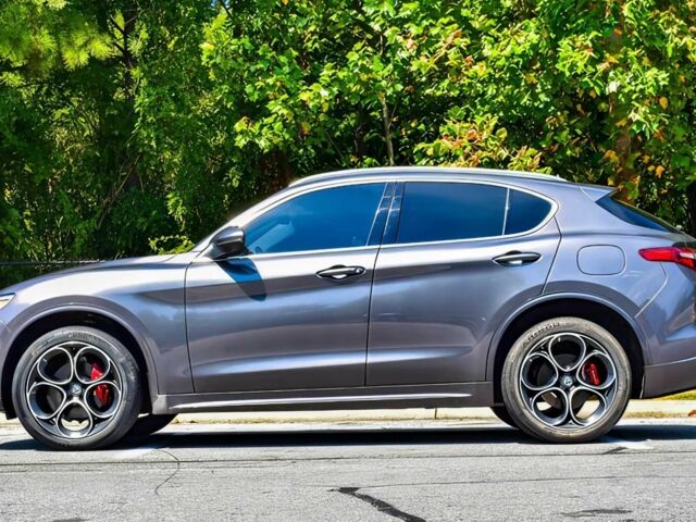 Сірий Альфа stelvio, об'ємом двигуна 2 л та пробігом 34 тис. км за 14300 $, фото 3 на Automoto.ua
