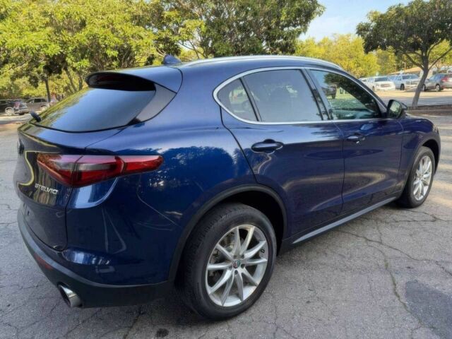 Синий Альфа stelvio, объемом двигателя 2 л и пробегом 41 тыс. км за 5600 $, фото 6 на Automoto.ua