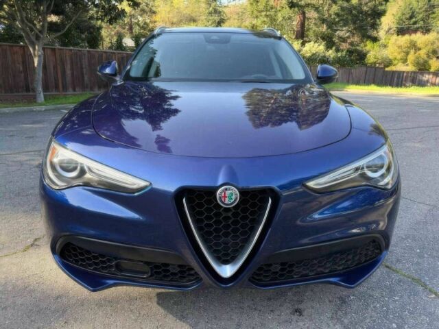 Синий Альфа stelvio, объемом двигателя 2 л и пробегом 41 тыс. км за 5600 $, фото 1 на Automoto.ua