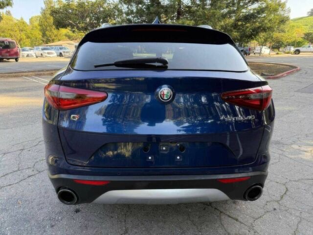 Синий Альфа stelvio, объемом двигателя 2 л и пробегом 41 тыс. км за 5600 $, фото 5 на Automoto.ua