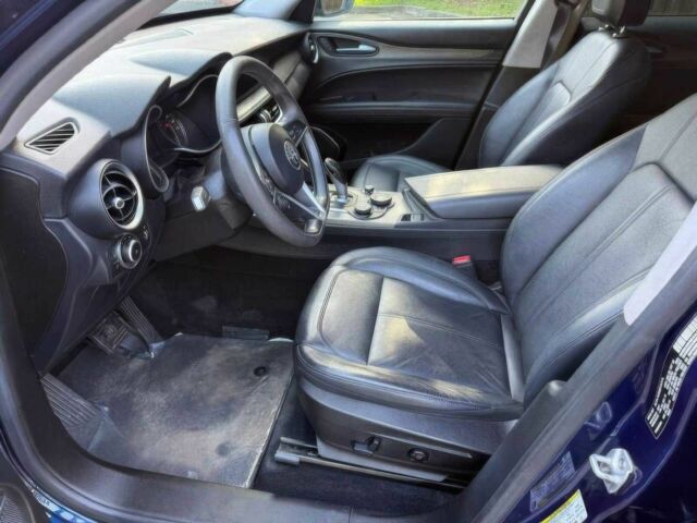 Синий Альфа stelvio, объемом двигателя 2 л и пробегом 41 тыс. км за 5600 $, фото 8 на Automoto.ua