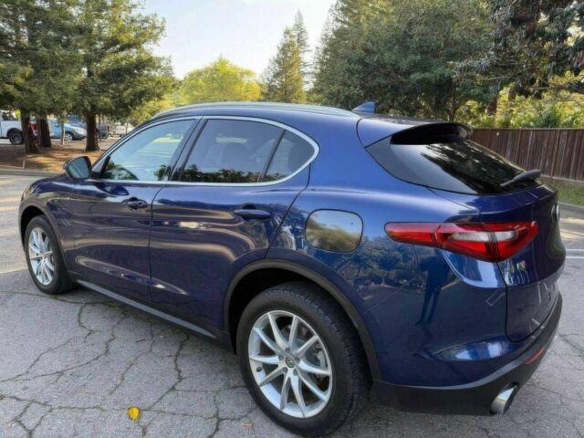 Синий Альфа stelvio, объемом двигателя 2 л и пробегом 41 тыс. км за 5600 $, фото 4 на Automoto.ua