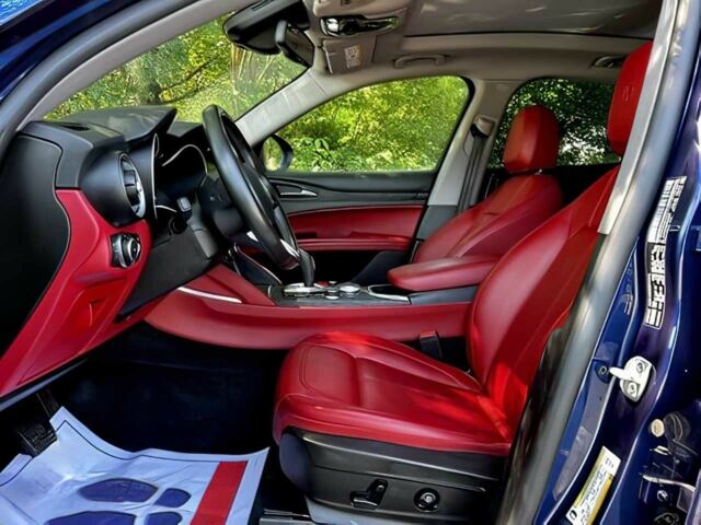 Синий Альфа stelvio, объемом двигателя 2 л и пробегом 30 тыс. км за 17000 $, фото 8 на Automoto.ua