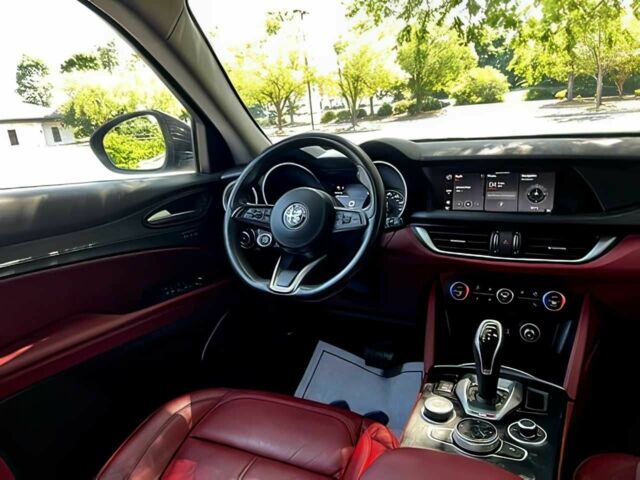 Синий Альфа stelvio, объемом двигателя 2 л и пробегом 30 тыс. км за 17000 $, фото 11 на Automoto.ua