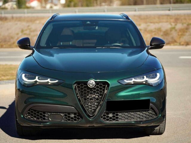 Зелений Альфа stelvio, об'ємом двигуна 0 л та пробігом 50 тис. км за 26500 $, фото 3 на Automoto.ua