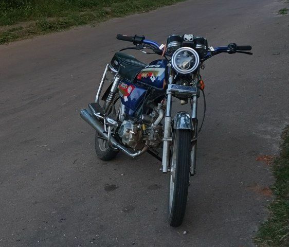 Альфа Другая, объемом двигателя 49 л и пробегом 0 тыс. км за 25 $, фото 3 на Automoto.ua