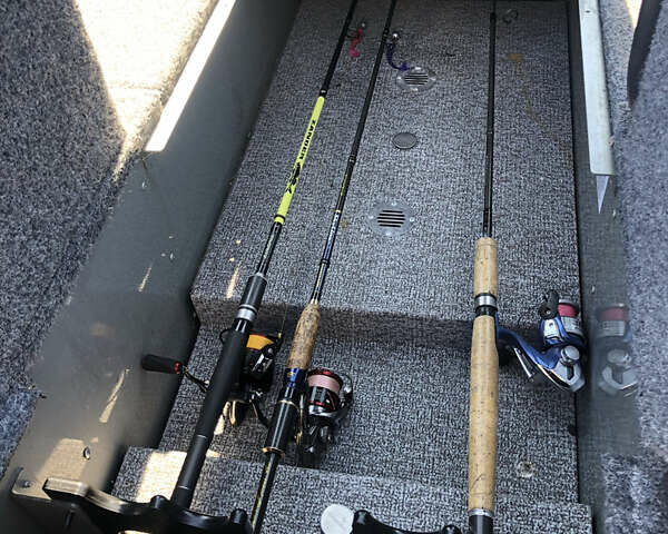 Alumacraft Trophy, объемом двигателя 0 л и пробегом 1 тыс. км за 36990 $, фото 8 на Automoto.ua