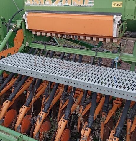 Зеленый Амазони Д9-60, объемом двигателя 0 л и пробегом 0 тыс. км за 26744 $, фото 4 на Automoto.ua