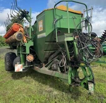 Амазоні Другая, об'ємом двигуна 0 л та пробігом 0 тис. км за 20940 $, фото 1 на Automoto.ua